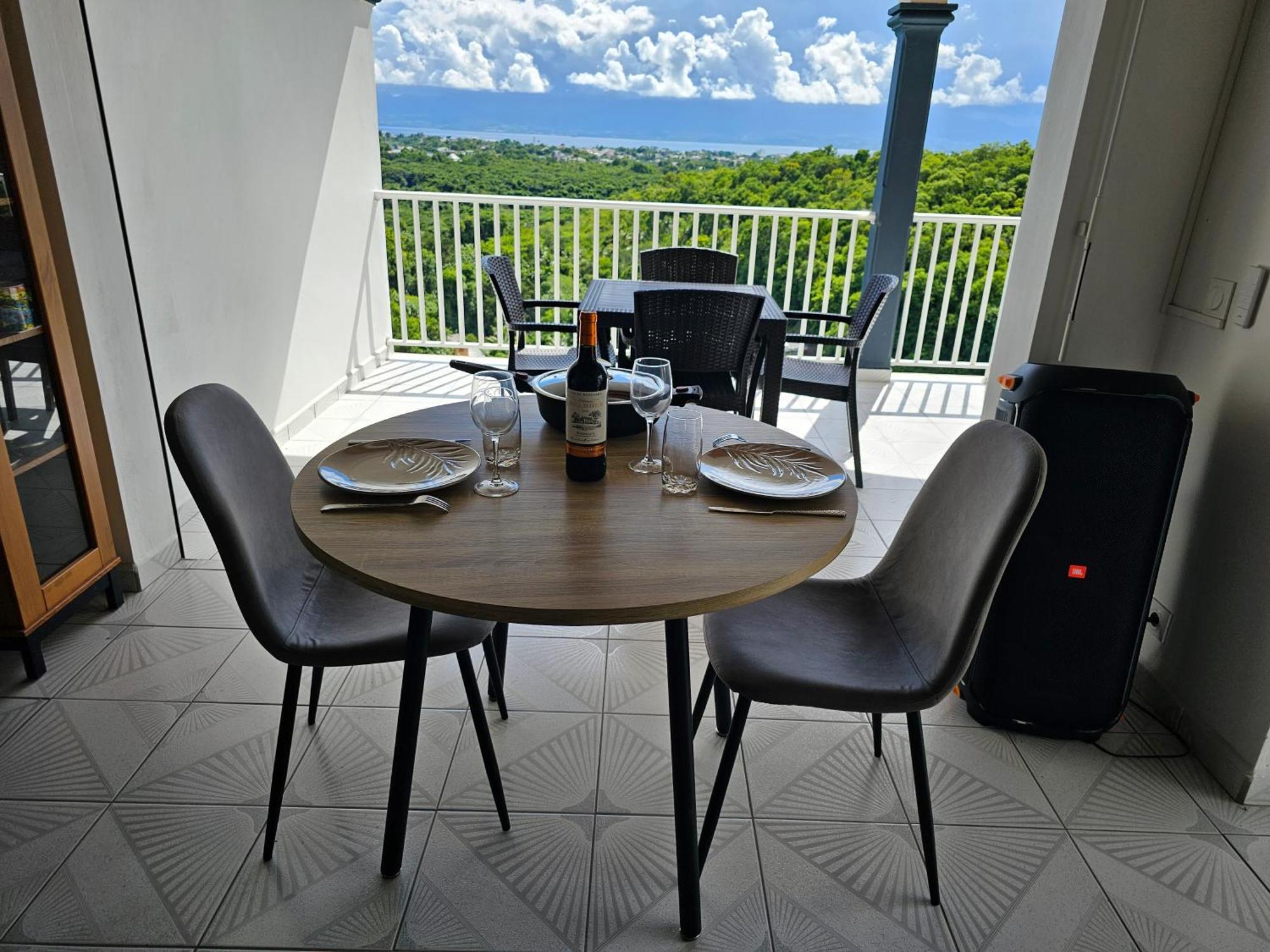 Maison Le Gosier  Eksteriør billede